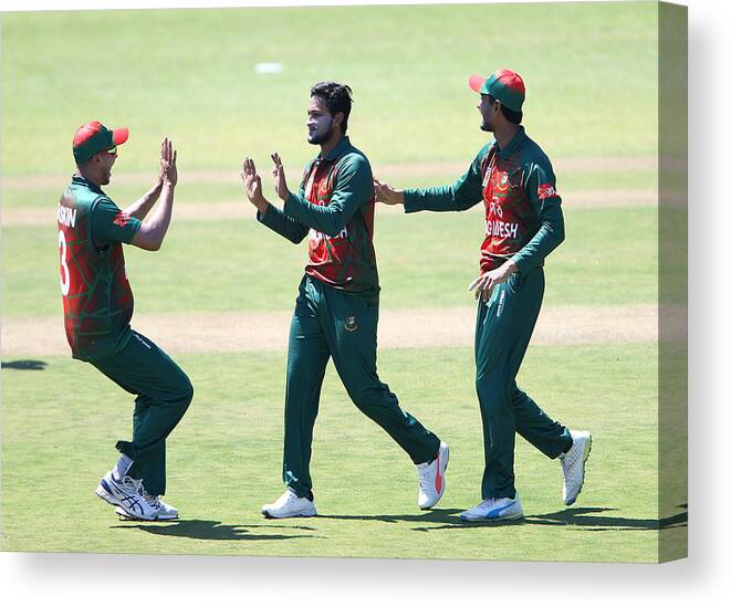 People Canvas Print featuring the photograph 2nd Momentum ODI: South Africa v Bangladesh #6 by Gallo Images