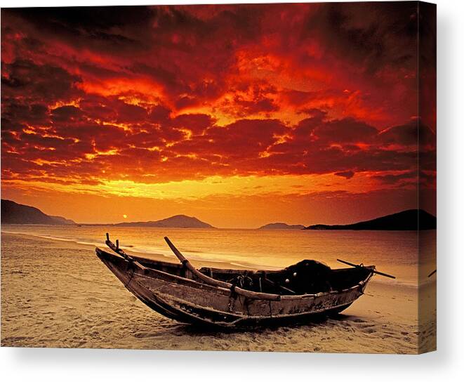 China Canvas Print featuring the photograph Hainan beach 3 by Dennis Cox