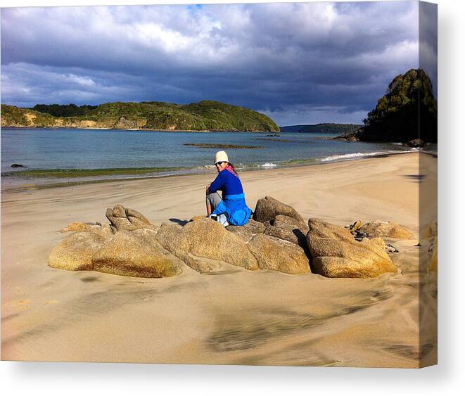 Beach Canvas Print featuring the photograph Stewart Island Golf Beach by Venetia Featherstone-Witty