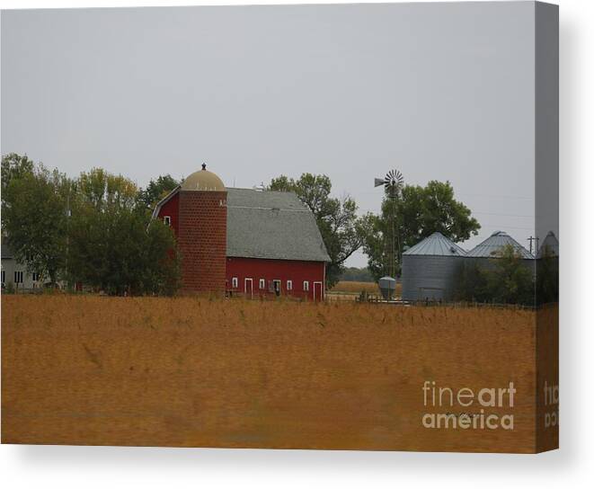 Barns Canvas Print featuring the photograph Barn in Fall by Yumi Johnson