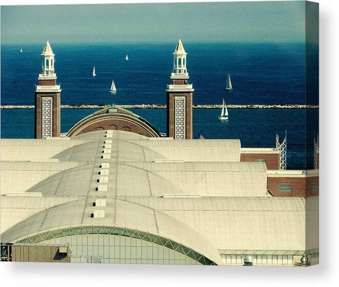 Navy Pier Canvas Print featuring the photograph Navy Pier Chicago by Kyle Hanson