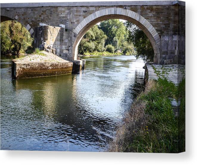 Stone Canvas Print featuring the photograph Stone Bridge by Pamela Newcomb