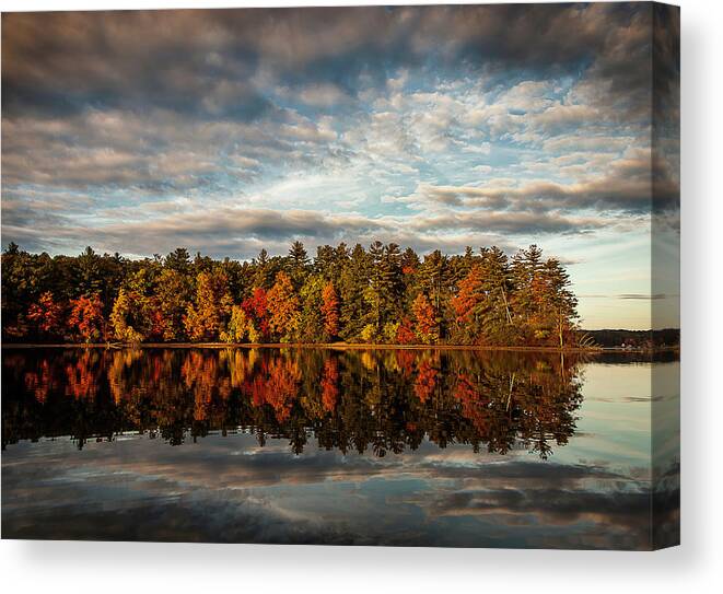 Fall Canvas Print featuring the photograph Trapp's Point by Benjamin Dahl