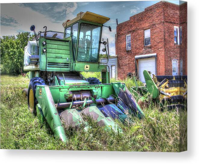 4 Four Row Canvas Print featuring the photograph Vintage Four Row Corn Picker by J Laughlin