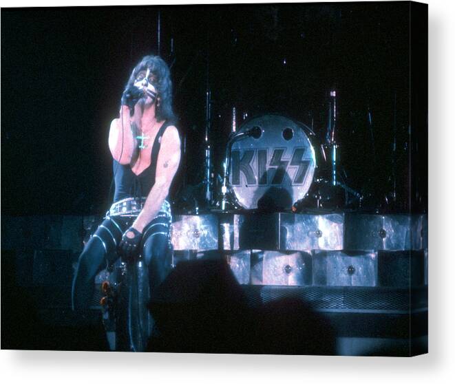 Event Canvas Print featuring the photograph Kiss Performing #4 by Michael Ochs Archives
