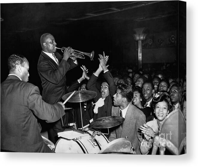 Snarling Canvas Print featuring the photograph Cootie Williams Playing Trumpet by Bettmann