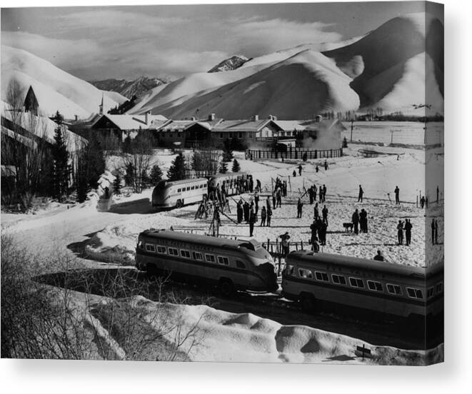 Skiing Canvas Print featuring the photograph Idaho Resort by Keystone