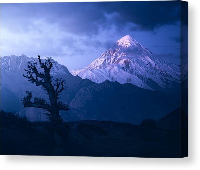 Damavand Canvas Print featuring the photograph Mount Damavand In Blue Moments by Majid Behzad
