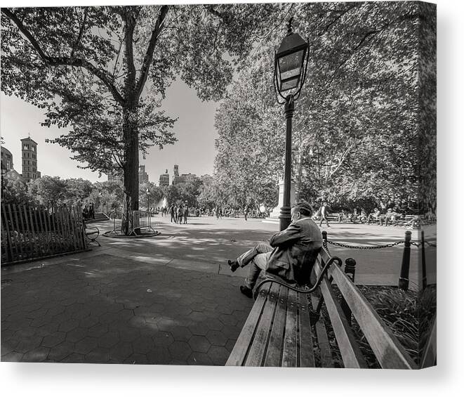Ny Canvas Print featuring the photograph On A Park Bench by Fernando Abreu