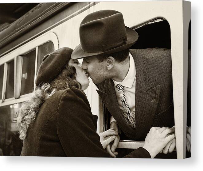 Weekend Canvas Print featuring the photograph The Goodbye Kiss by Daniel Springgay