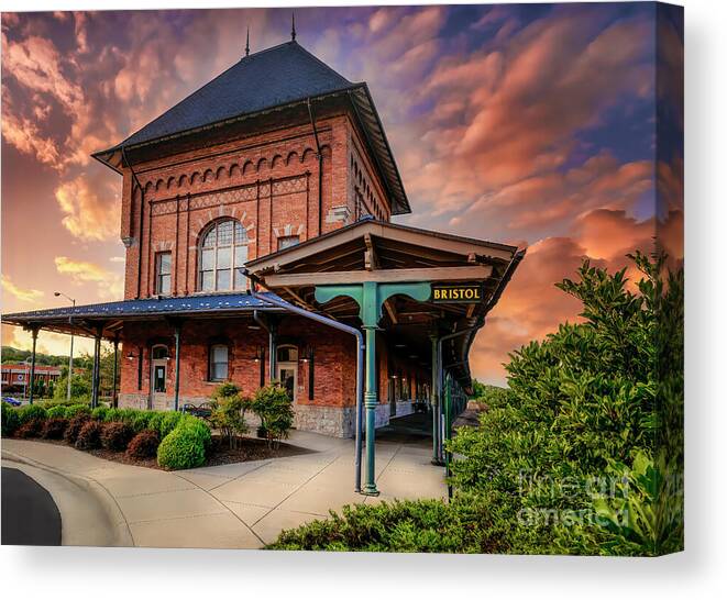 Historic Canvas Print featuring the photograph Bristol Train Station by Shelia Hunt