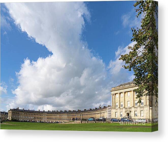 Wayne Moran Photograpy Canvas Print featuring the photograph Royal Crescent Bath England by Wayne Moran