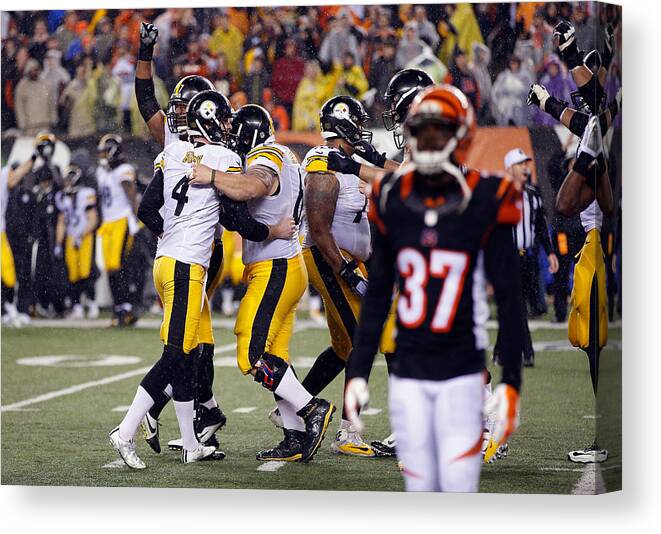 Playoffs Canvas Print featuring the photograph Wild Card Round - Pittsburgh Steelers v Cincinnati Bengals #2 by Joe Robbins