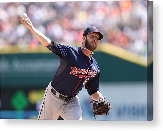 American League Baseball Canvas Print featuring the photograph Minnesota Twins V Detroit Tigers #5 by Leon Halip