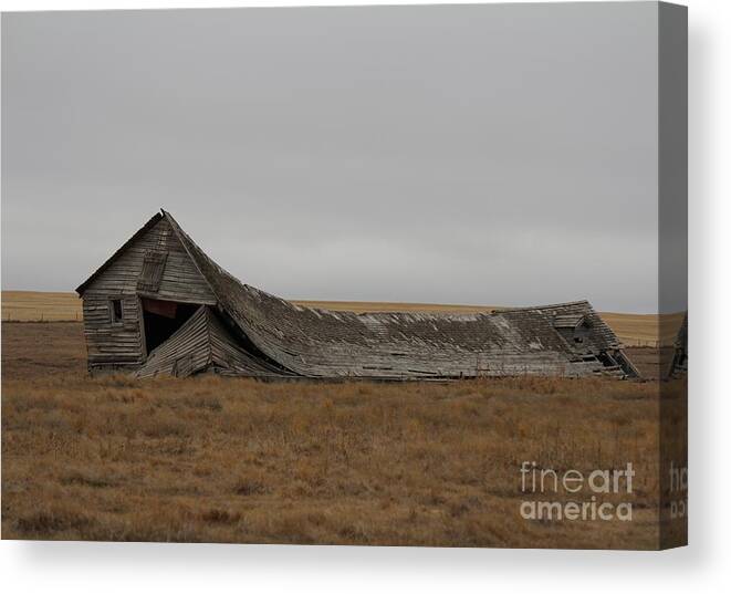 Dairy Barn Canvas Print featuring the photograph All That Remains by Ann E Robson