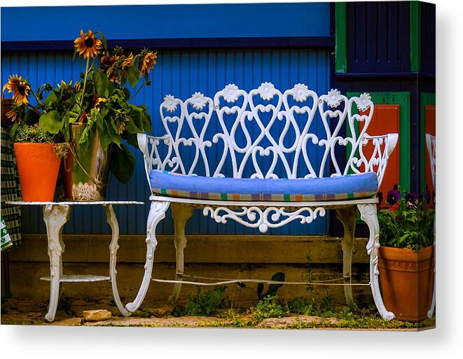 Bench Canvas Print featuring the photograph Bench by Chuck De La Rosa