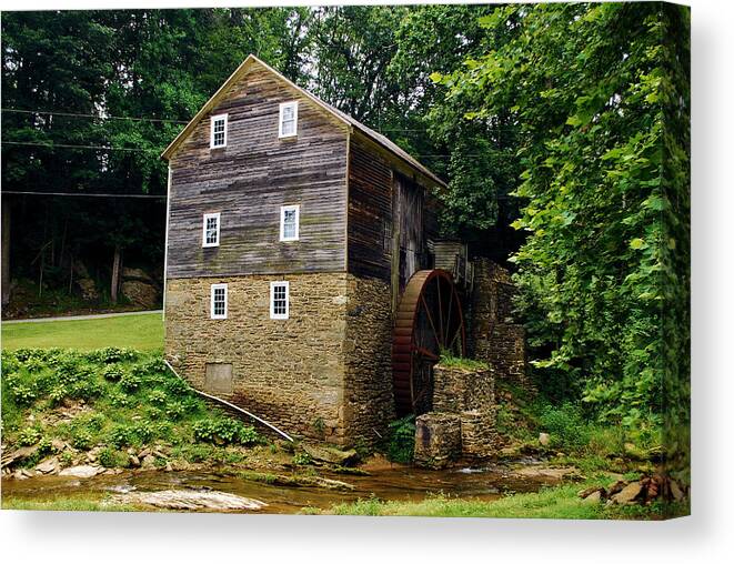 Pennsylvania Grist Mill Canvas Print featuring the photograph Garvines Grist Mill by Bob Sample