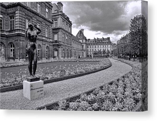 Luxembourg Gardens Canvas Print featuring the photograph Luxembourg Gardens Black and White by Allen Beatty
