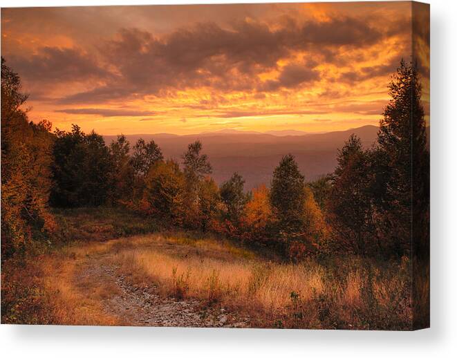 Sunset Canvas Print featuring the photograph Magic Ski Area Fall Sunset by Vance Bell