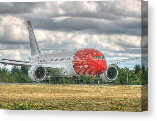 Boeing Canvas Print featuring the photograph Norwegian 787 by Jeff Cook