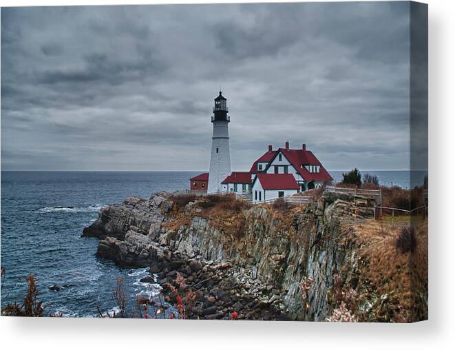 Lighthouse Canvas Print featuring the photograph Portland Headlight 14440 by Guy Whiteley