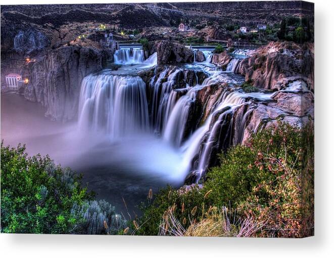 Waterfall Canvas Print featuring the photograph Shoshone Falls by David Andersen
