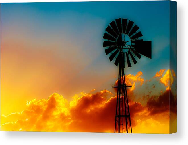 Texas Sunrise Canvas Print featuring the photograph Texas Sunrise by Darryl Dalton