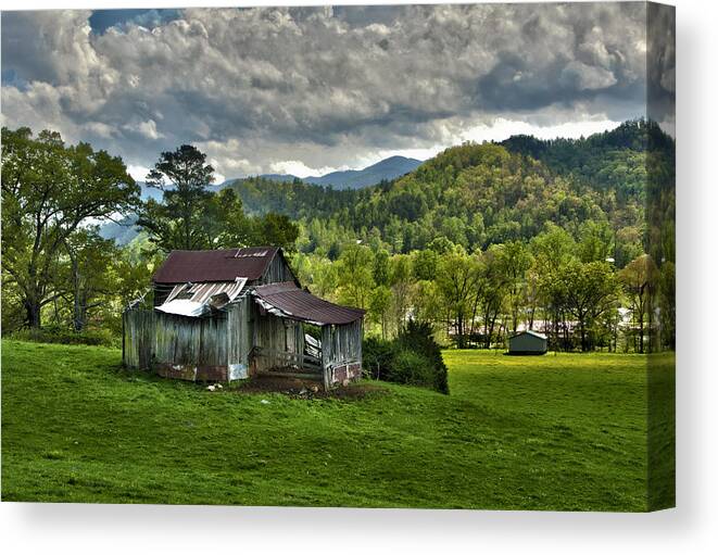 Cabin Canvas Print featuring the photograph Tranquility I by Carol Erikson