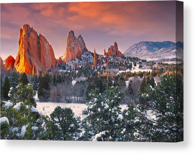 Garden Of The Gods Canvas Print featuring the photograph Winter Serenity by Tim Reaves