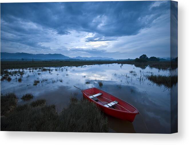 Landscape Canvas Print featuring the photograph Discover the colors in your life by Ng Hock How