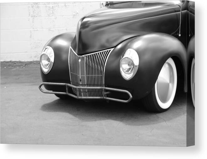 Hot Rod Canvas Print featuring the photograph Hot Rod Front End by Rob Hans