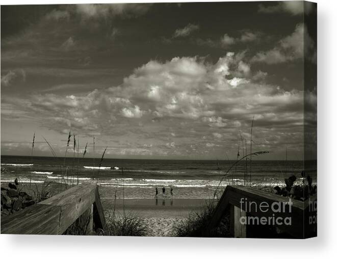 Beach Canvas Print featuring the photograph Vamos a La Playa by Susanne Van Hulst