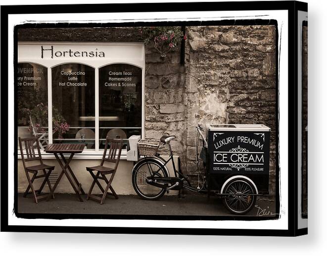 Cafe Canvas Print featuring the photograph Tetbury England by Peggy Dietz