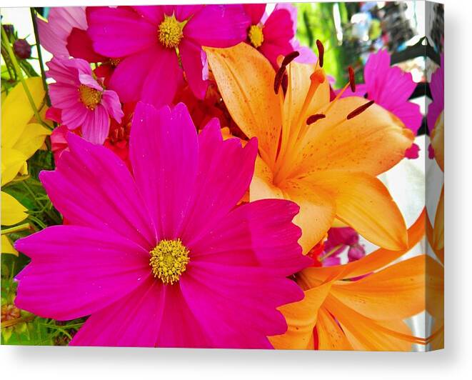 Flowers Canvas Print featuring the photograph Brighten My Day by Randy Rosenberger