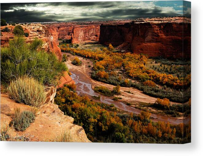 Canyon De Chelly Canvas Print featuring the photograph Canyon De Chelly by Harry Spitz