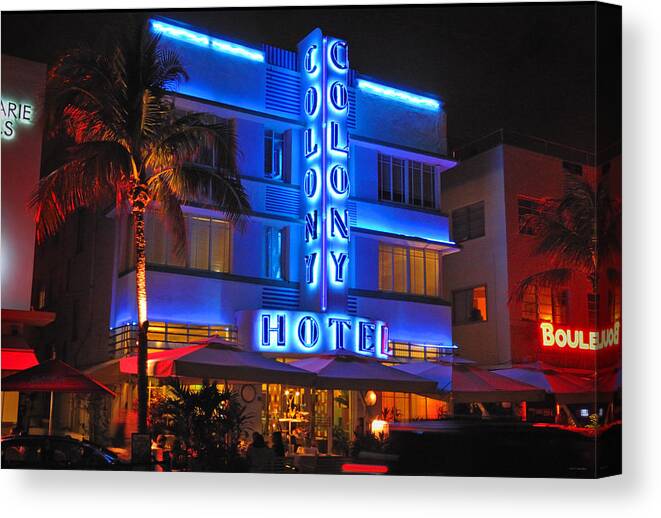 Colony Hotel Canvas Print featuring the photograph Colony Hotel on Ocean Drive by Frank Mari