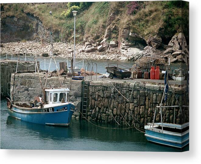 Crail Canvas Print featuring the photograph Comely by Kenneth Campbell