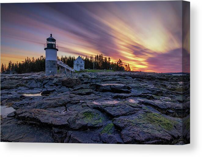Marshall Point Lighthouse Canvas Print featuring the photograph Dawn Breaking at Marshall Point Lighthouse by Kristen Wilkinson