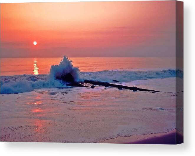 Sunrise Canvas Print featuring the photograph Dawn breaker by Bill Jonscher