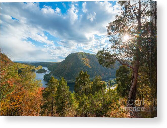 Mount Tammany Canvas Print featuring the photograph Delaware Water Gap in Autumn by Michael Ver Sprill
