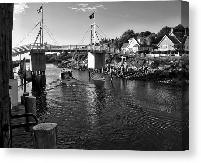 Maine Canvas Print featuring the photograph Heading to Sea - Perkins Cove - Maine by Steven Ralser