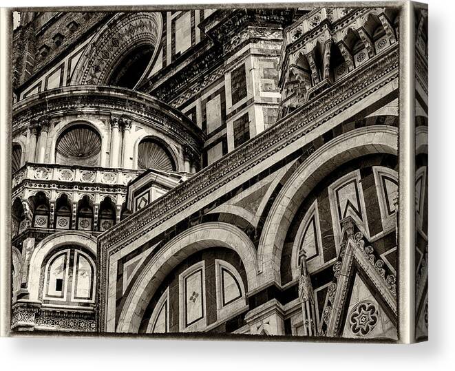 Il Duomo Di Firenze Canvas Print featuring the photograph Il Duomo di Firenze by Gary Karlsen