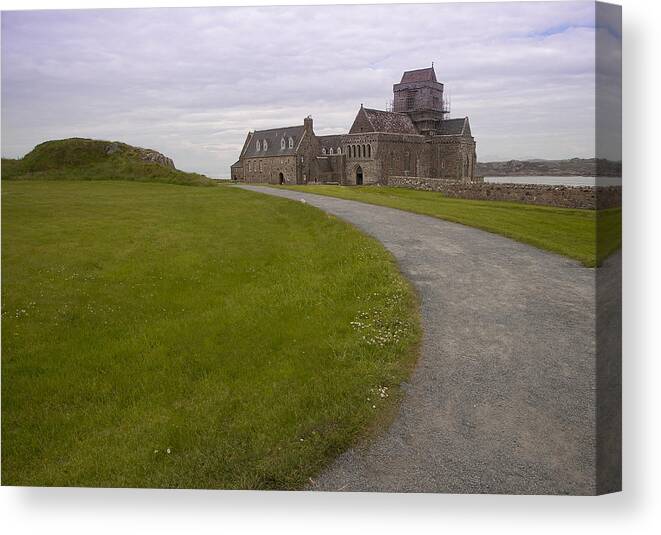 Iona Canvas Print featuring the photograph Iona Abbey by Wade Aiken