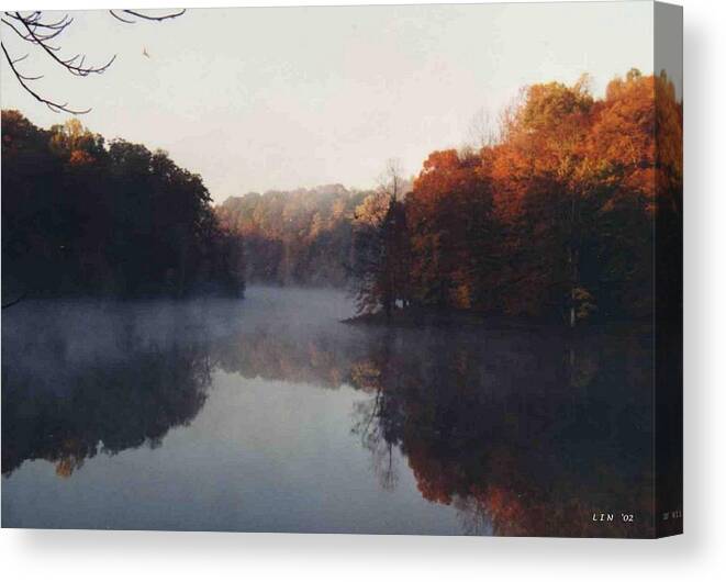 Fall Leaves Canvas Print featuring the photograph Sandy Mist by Lin Grosvenor