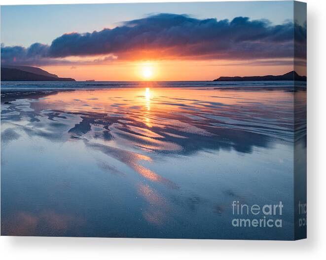 Balnakeil Beach Canvas Print featuring the photograph Summer Sunset Over Balnakeil Bay by Janet Burdon