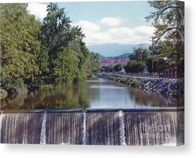 Water Canvas Print featuring the photograph The Pigeon River by D Hackett