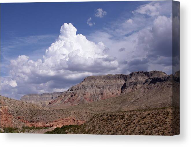 Vista Canvas Print featuring the photograph Utah by Karen Ruhl