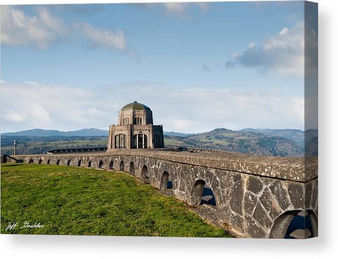 Beauty In Nature Canvas Print featuring the photograph Vista House at Crown Point by Jeff Goulden