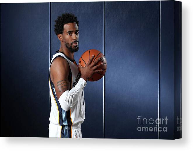 Media Day Canvas Print featuring the photograph 2016-2017 Memphis Grizzlies Media Day by Joe Murphy