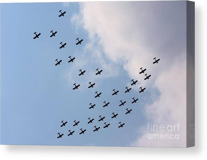 Wisconsin Canvas Print featuring the photograph E.a.a. 2007 Airventure Fly-in #4 by Jonathan Daniel